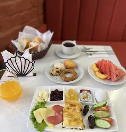 St Moscow Taksim By Emmy